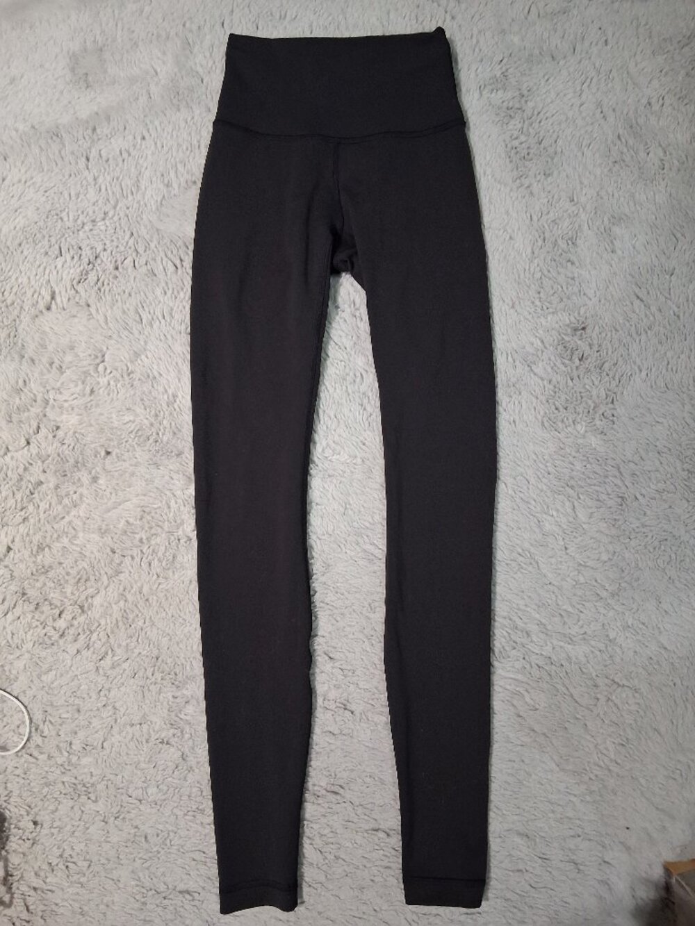 Black Lululemon leggings